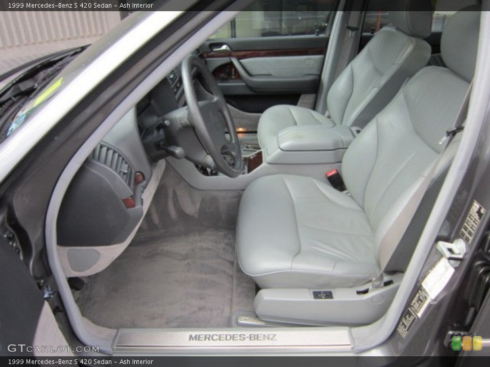 Ash Interior Photo for the 1999 Mercedes-Benz S 420 Sedan #52625525