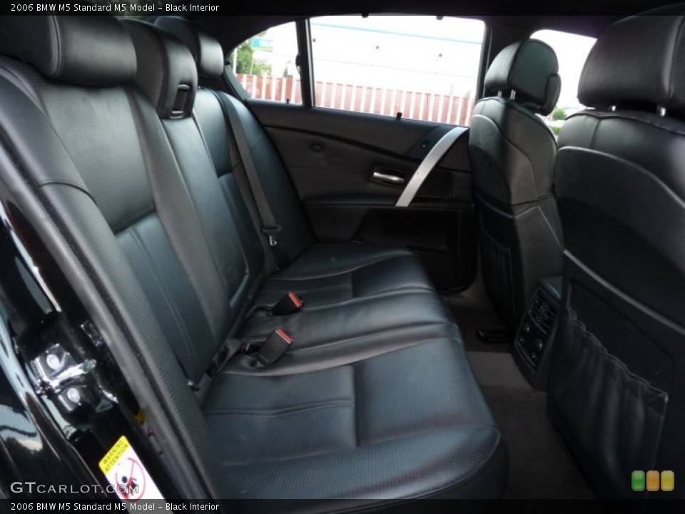 Black Interior Photo for the 2006 BMW M5  #52630703