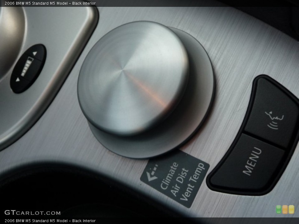 Black Interior Controls for the 2006 BMW M5  #52630790