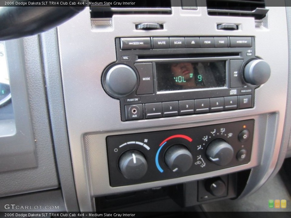 Medium Slate Gray Interior Controls for the 2006 Dodge Dakota SLT TRX4 Club Cab 4x4 #52630835