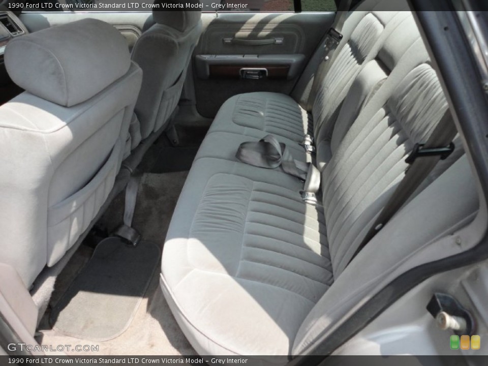 Grey Interior Photo for the 1990 Ford LTD Crown Victoria  #52632926