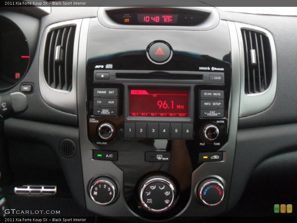 Black Sport Interior Controls for the 2011 Kia Forte Koup SX #52635923