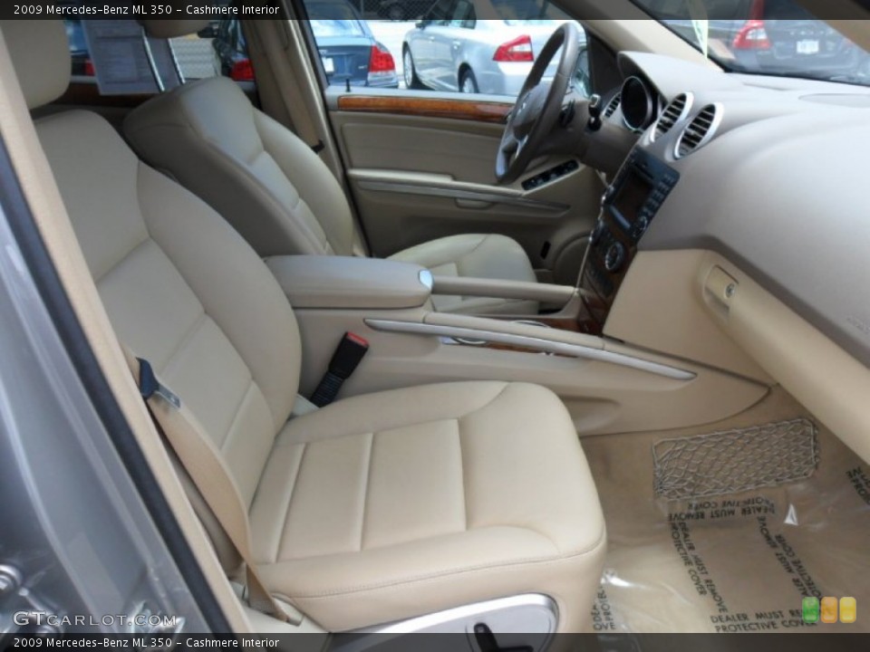 Cashmere Interior Photo for the 2009 Mercedes-Benz ML 350 #52635926