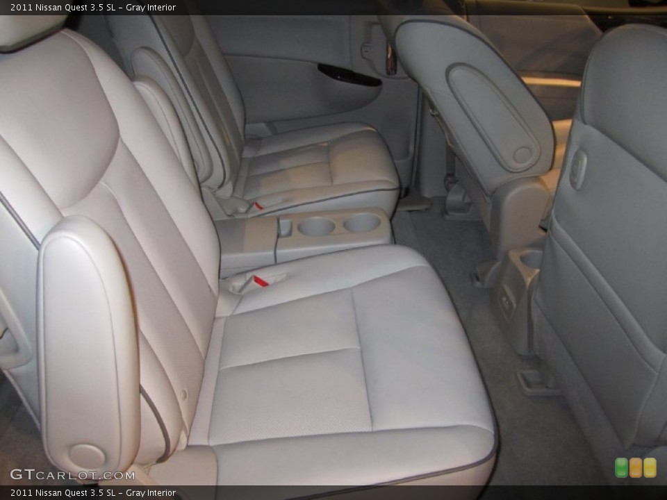 Gray Interior Photo for the 2011 Nissan Quest 3.5 SL #52637129