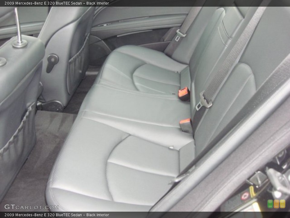 Black Interior Photo for the 2009 Mercedes-Benz E 320 BlueTEC Sedan #52637621