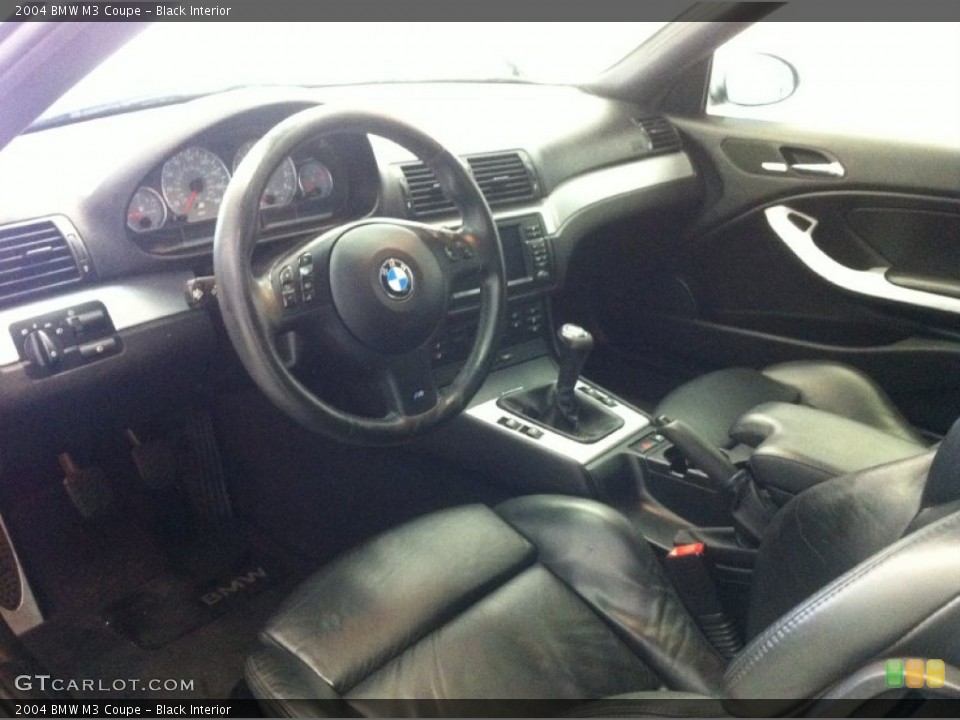 Black Interior Photo for the 2004 BMW M3 Coupe #52640321