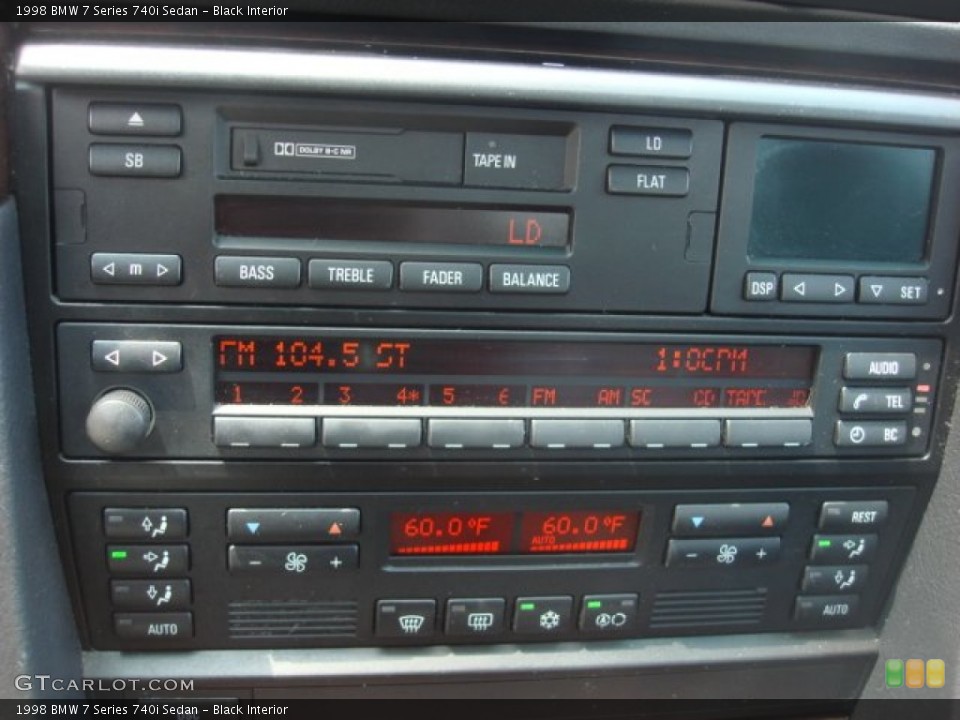 Black Interior Controls for the 1998 BMW 7 Series 740i Sedan #52640762
