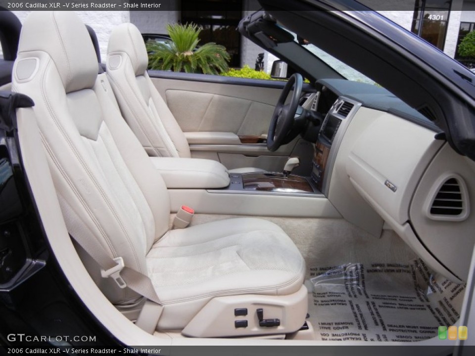 Shale Interior Photo for the 2006 Cadillac XLR -V Series Roadster #52642580