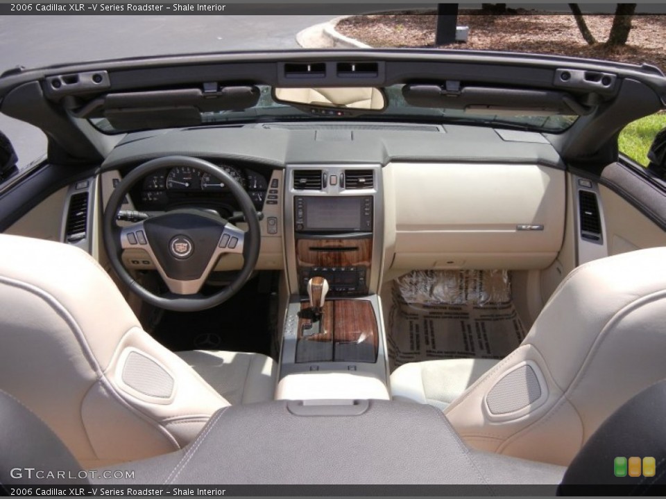 Shale Interior Dashboard for the 2006 Cadillac XLR -V Series Roadster #52642610