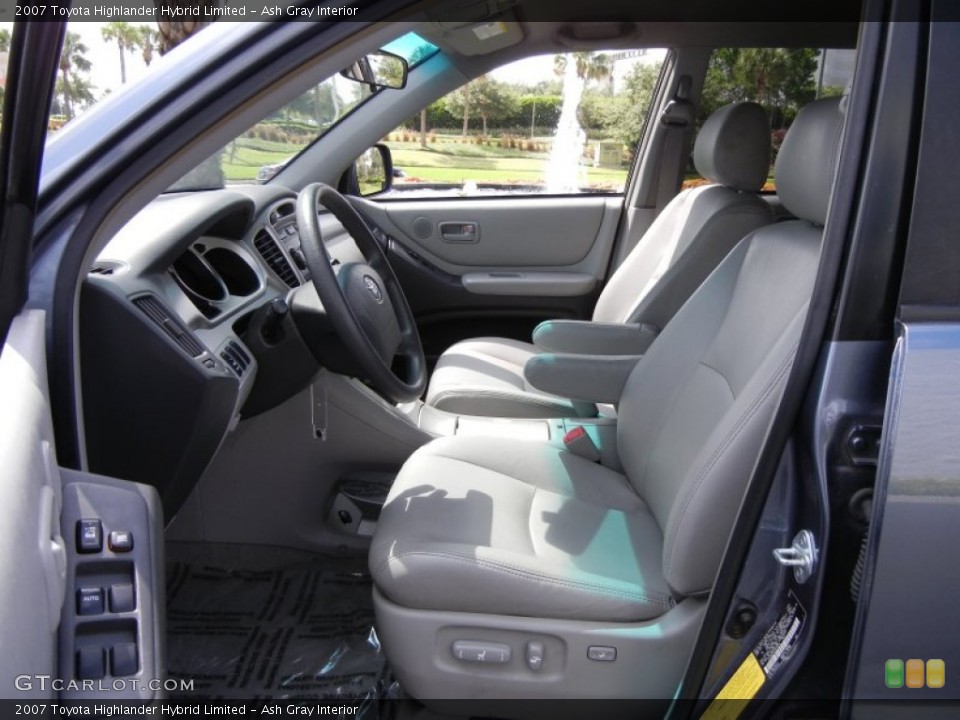 Ash Gray Interior Photo for the 2007 Toyota Highlander Hybrid Limited #52642997