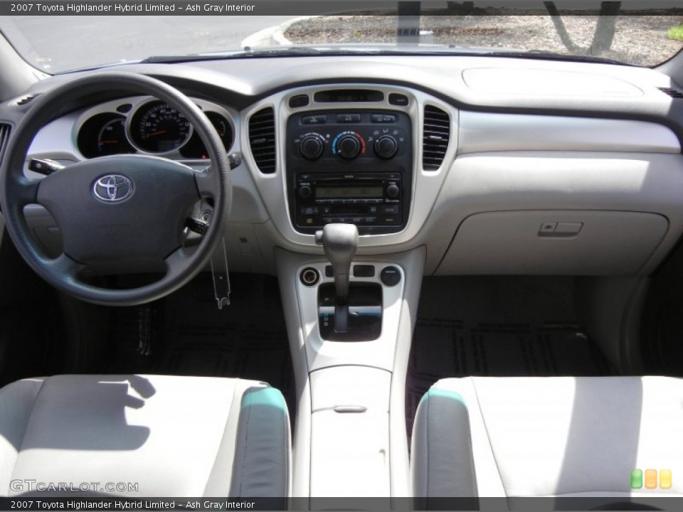 Ash Gray Interior Dashboard for the 2007 Toyota Highlander Hybrid Limited #52643096