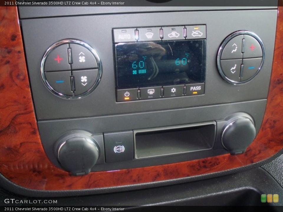Ebony Interior Controls for the 2011 Chevrolet Silverado 3500HD LTZ Crew Cab 4x4 #52651706
