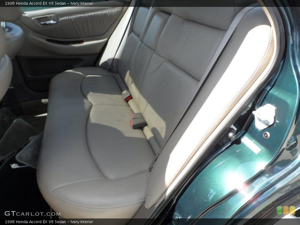 Ivory Interior Photo for the 1998 Honda Accord EX V6 Sedan #52656371