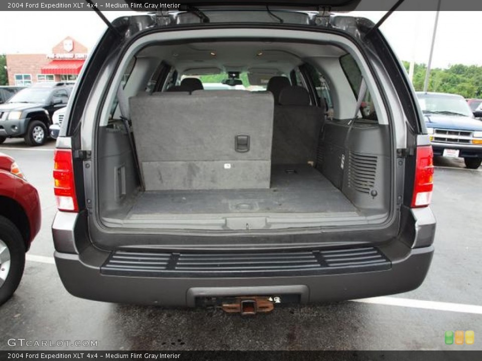 Medium Flint Gray Interior Trunk for the 2004 Ford Expedition XLT 4x4 #52659411