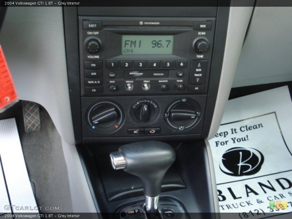 Grey Interior Controls for the 2004 Volkswagen GTI 1.8T #52669180
