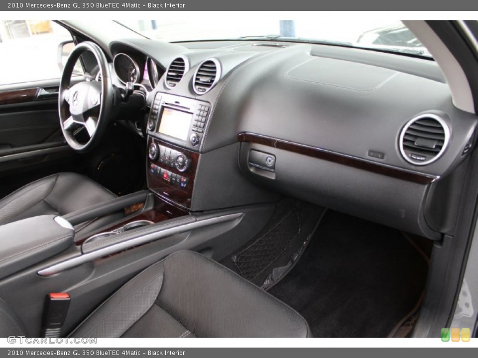 Black Interior Photo for the 2010 Mercedes-Benz GL 350 BlueTEC 4Matic #52671265