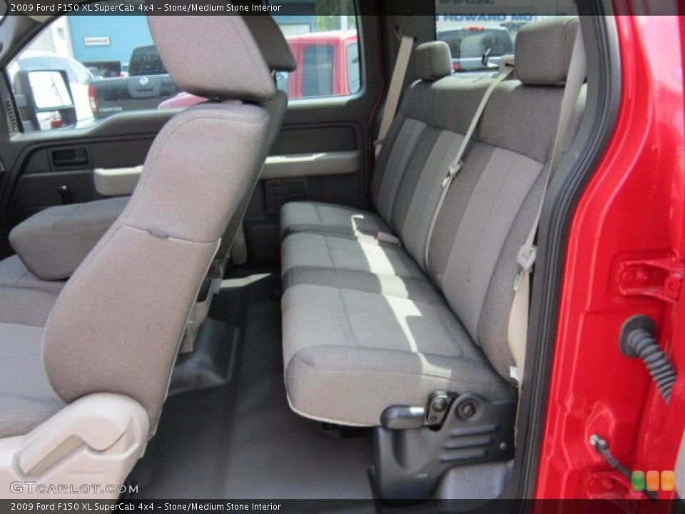 Stone/Medium Stone Interior Photo for the 2009 Ford F150 XL SuperCab 4x4 #52672105