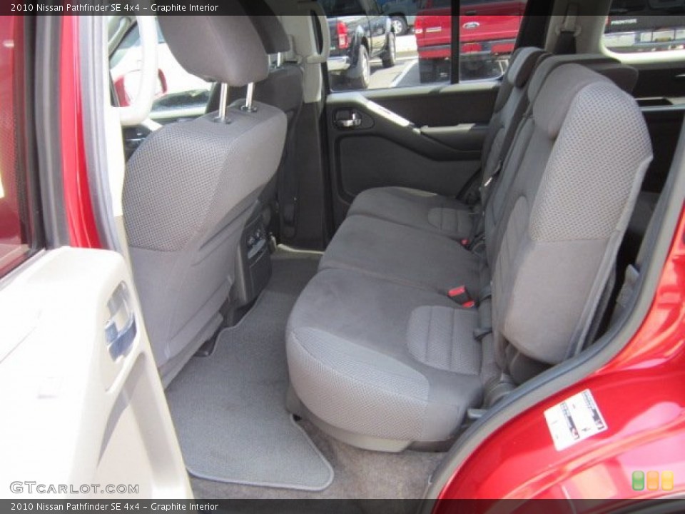 Graphite Interior Photo for the 2010 Nissan Pathfinder SE 4x4 #52672549