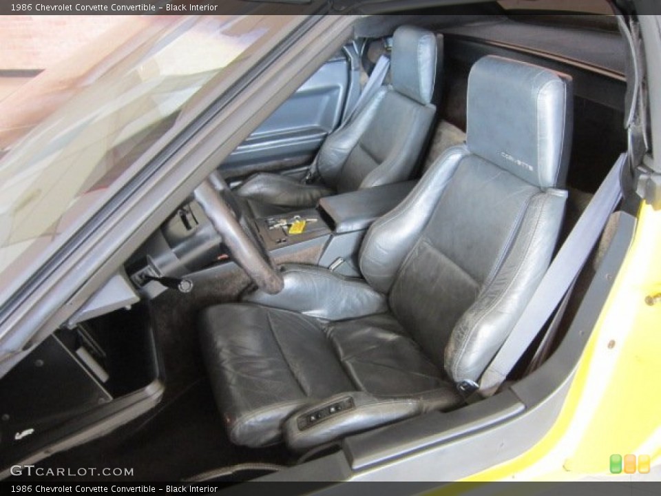 Black Interior Photo for the 1986 Chevrolet Corvette Convertible #52676218