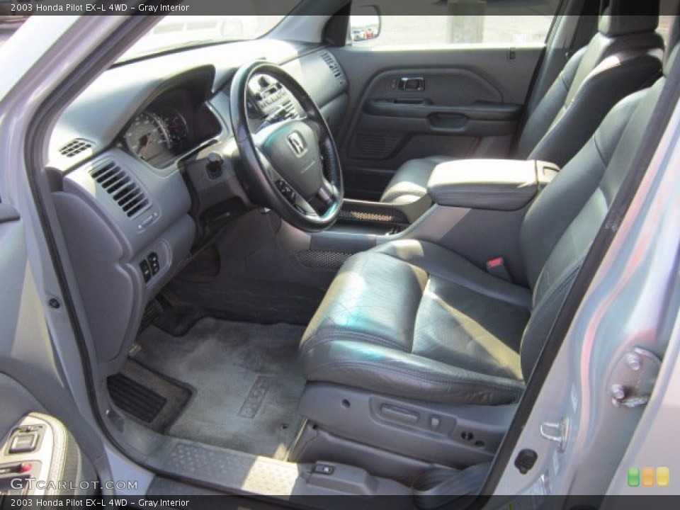 Gray Interior Photo for the 2003 Honda Pilot EX-L 4WD #52680468