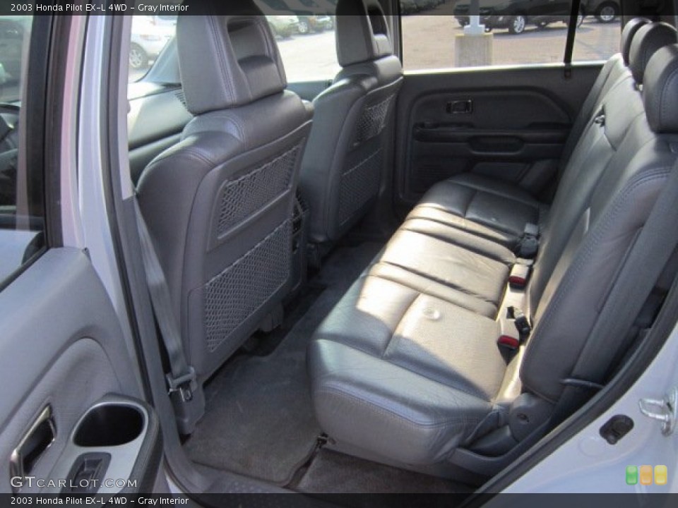 Gray Interior Photo for the 2003 Honda Pilot EX-L 4WD #52680516