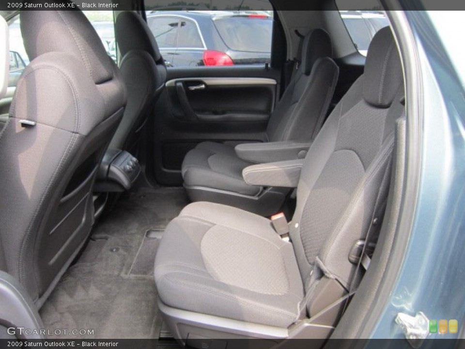 Black Interior Photo for the 2009 Saturn Outlook XE #52683288