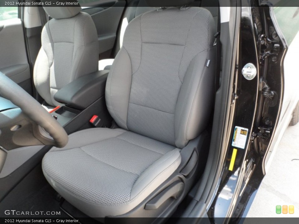 Gray Interior Photo for the 2012 Hyundai Sonata GLS #52691451