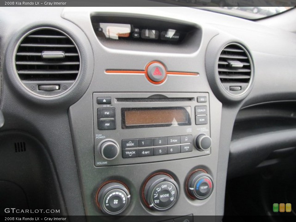 Gray Interior Controls for the 2008 Kia Rondo LX #52694388