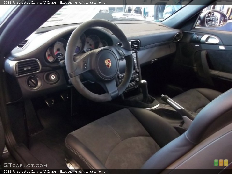 Black Leather w/Alcantara Interior Photo for the 2012 Porsche 911 Carrera 4S Coupe #52694391