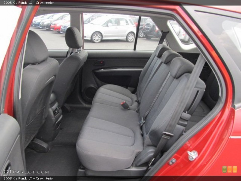 Gray Interior Photo for the 2008 Kia Rondo LX #52694403