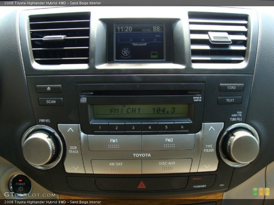Sand Beige Interior Controls for the 2008 Toyota Highlander Hybrid 4WD #52694922