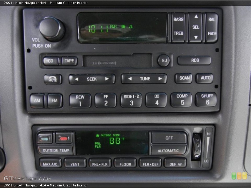 Medium Graphite Interior Controls for the 2001 Lincoln Navigator 4x4 #52695102