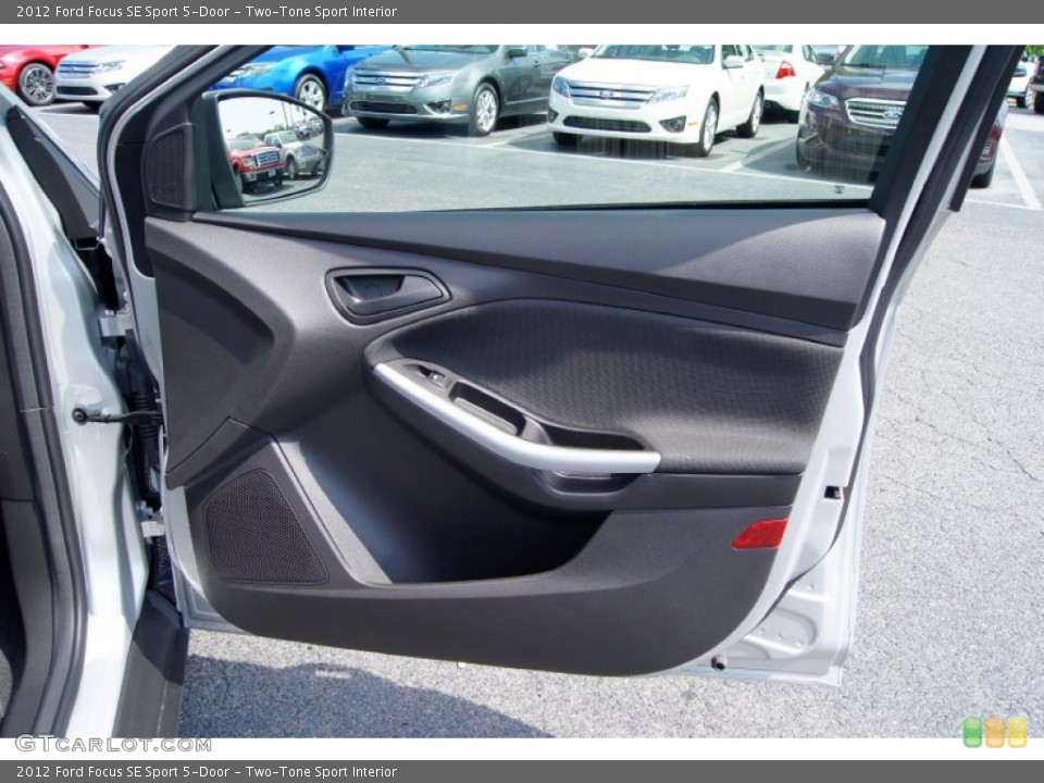 Two-Tone Sport Interior Door Panel for the 2012 Ford Focus SE Sport 5-Door #52695723