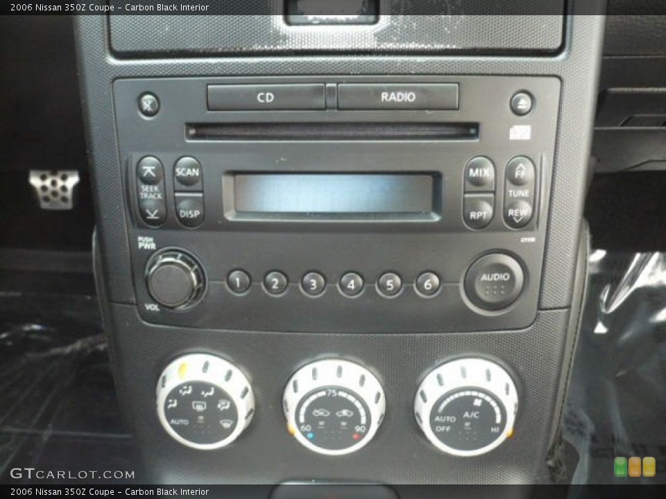 Carbon Black Interior Controls for the 2006 Nissan 350Z Coupe #52699026
