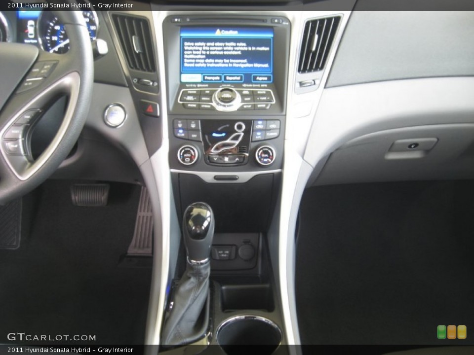 Gray Interior Controls for the 2011 Hyundai Sonata Hybrid #52700889