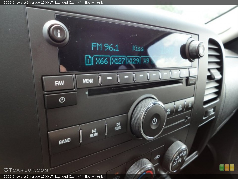 Ebony Interior Controls for the 2009 Chevrolet Silverado 1500 LT Extended Cab 4x4 #52703211