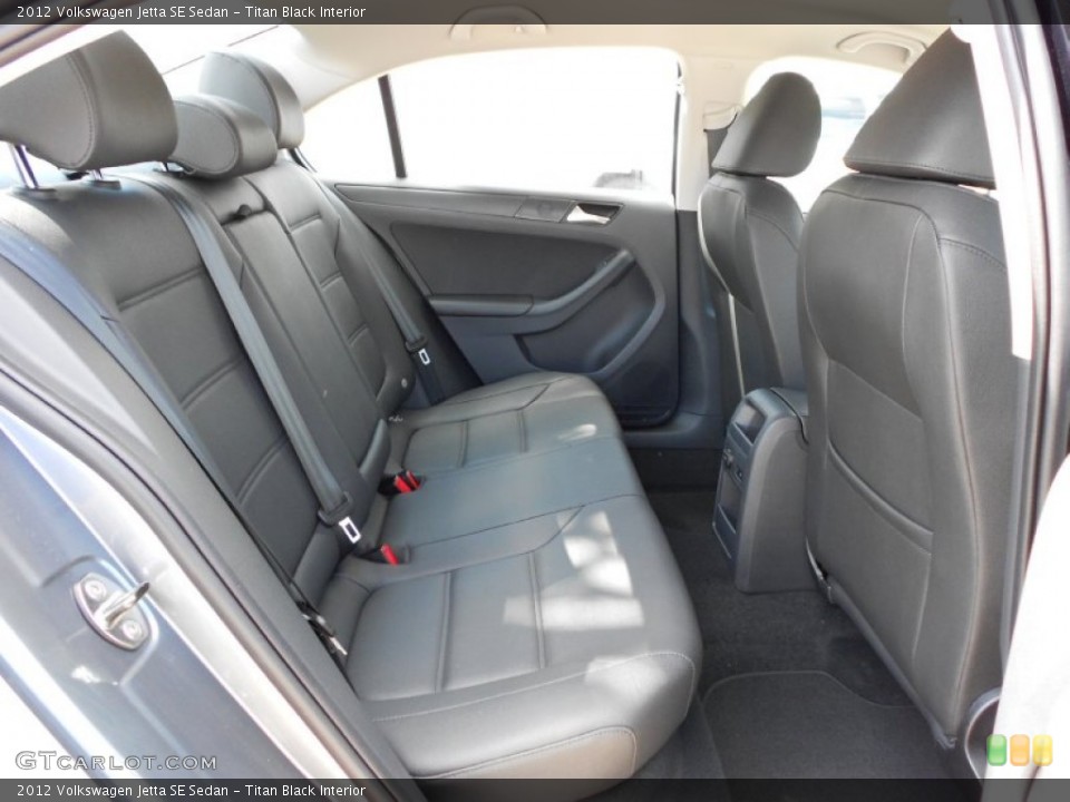 Titan Black Interior Photo for the 2012 Volkswagen Jetta SE Sedan #52704771