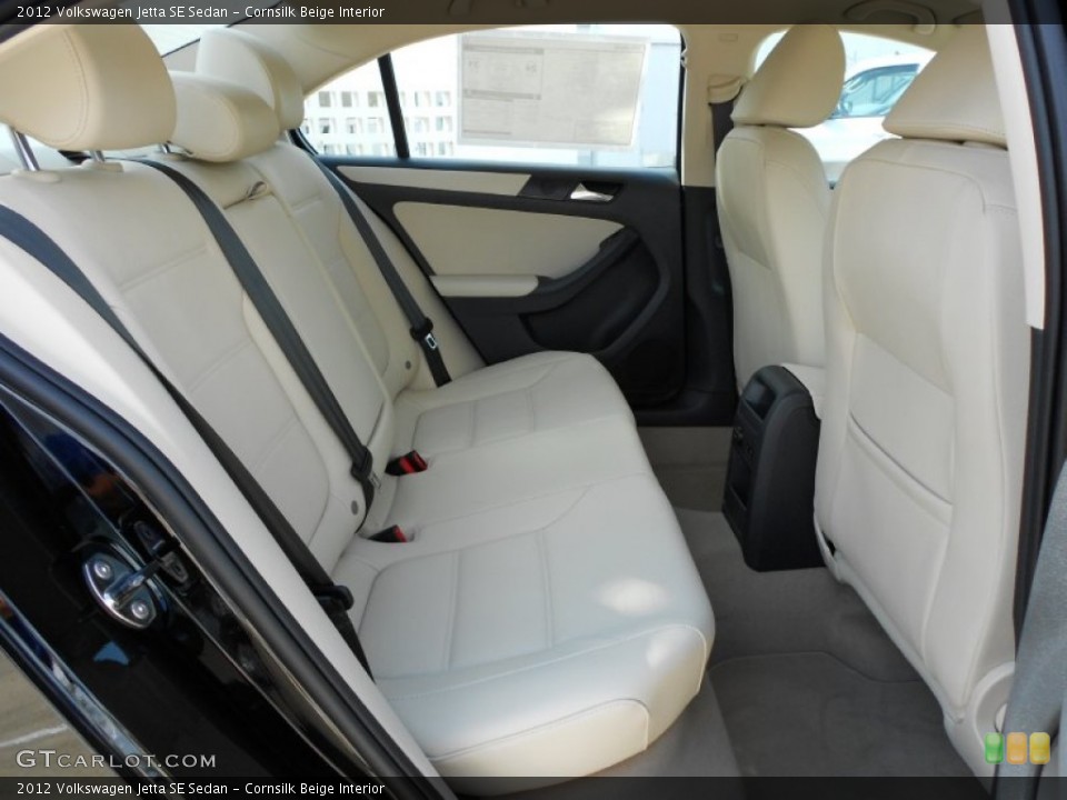 Cornsilk Beige Interior Photo for the 2012 Volkswagen Jetta SE Sedan #52705740