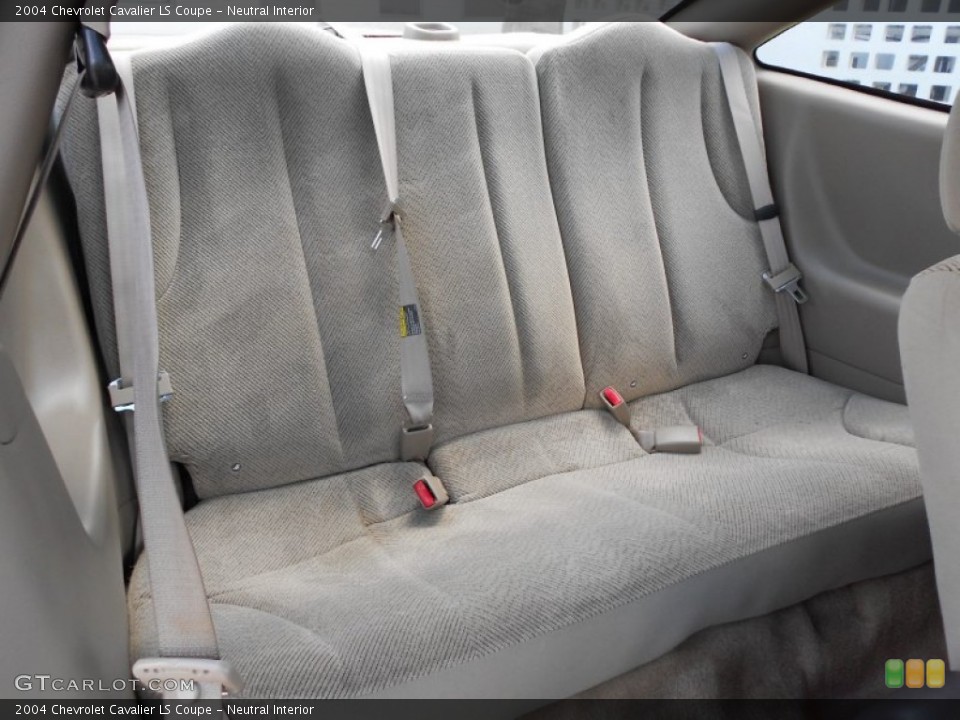 Neutral Interior Photo for the 2004 Chevrolet Cavalier LS Coupe #52706859