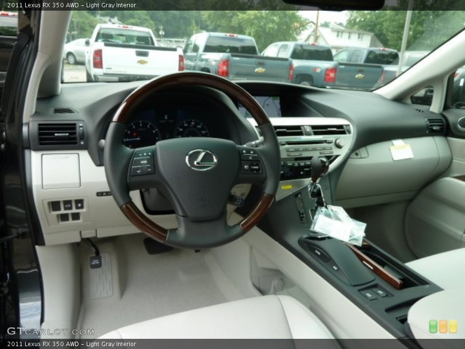 Light Gray Interior Photo for the 2011 Lexus RX 350 AWD #52707276