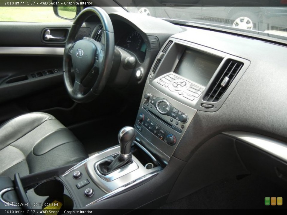 Graphite Interior Photo for the 2010 Infiniti G 37 x AWD Sedan #52710975