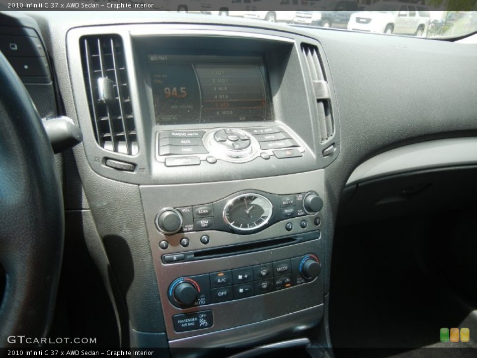 Graphite Interior Controls for the 2010 Infiniti G 37 x AWD Sedan #52711158