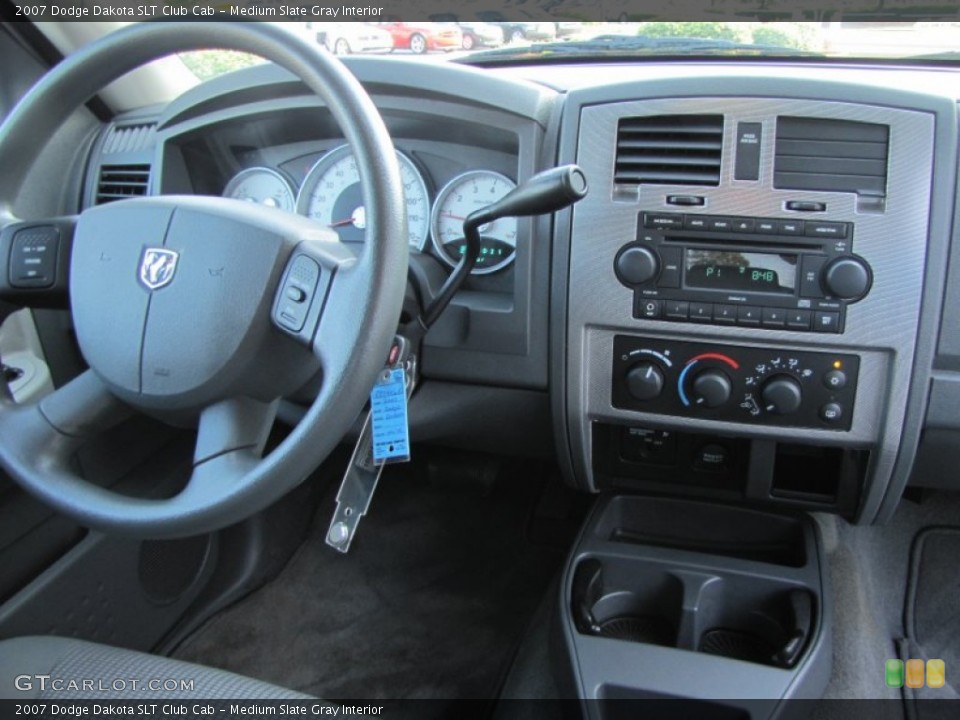 Medium Slate Gray Interior Dashboard for the 2007 Dodge Dakota SLT Club Cab #52718175