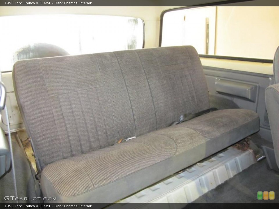Dark Charcoal Interior Photo for the 1990 Ford Bronco XLT 4x4 #52740364