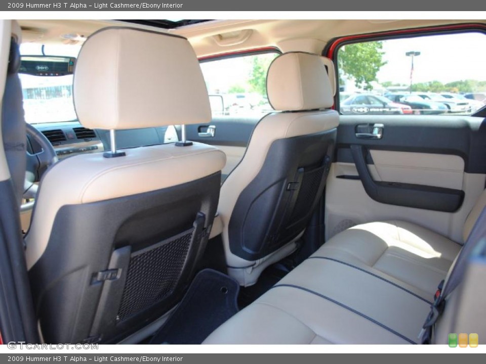 Light Cashmere/Ebony Interior Photo for the 2009 Hummer H3 T Alpha #52743184