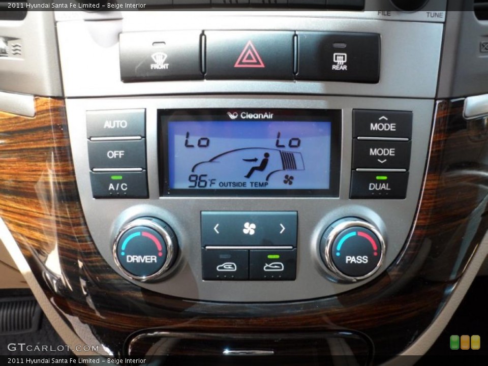 Beige Interior Controls for the 2011 Hyundai Santa Fe Limited #52745956