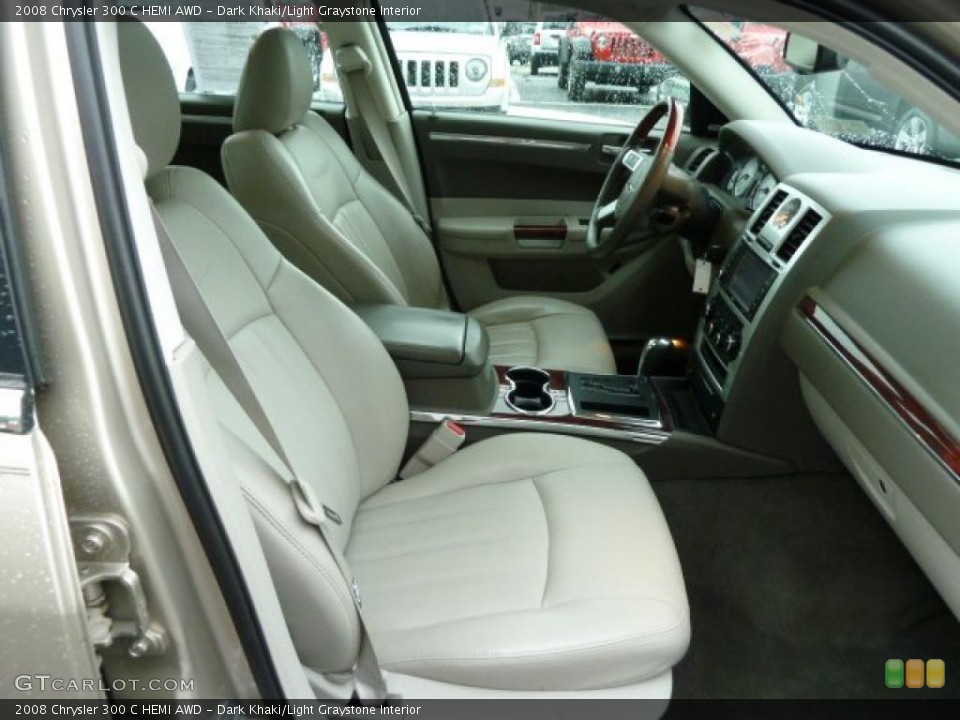 Dark Khaki/Light Graystone Interior Photo for the 2008 Chrysler 300 C HEMI AWD #52747217