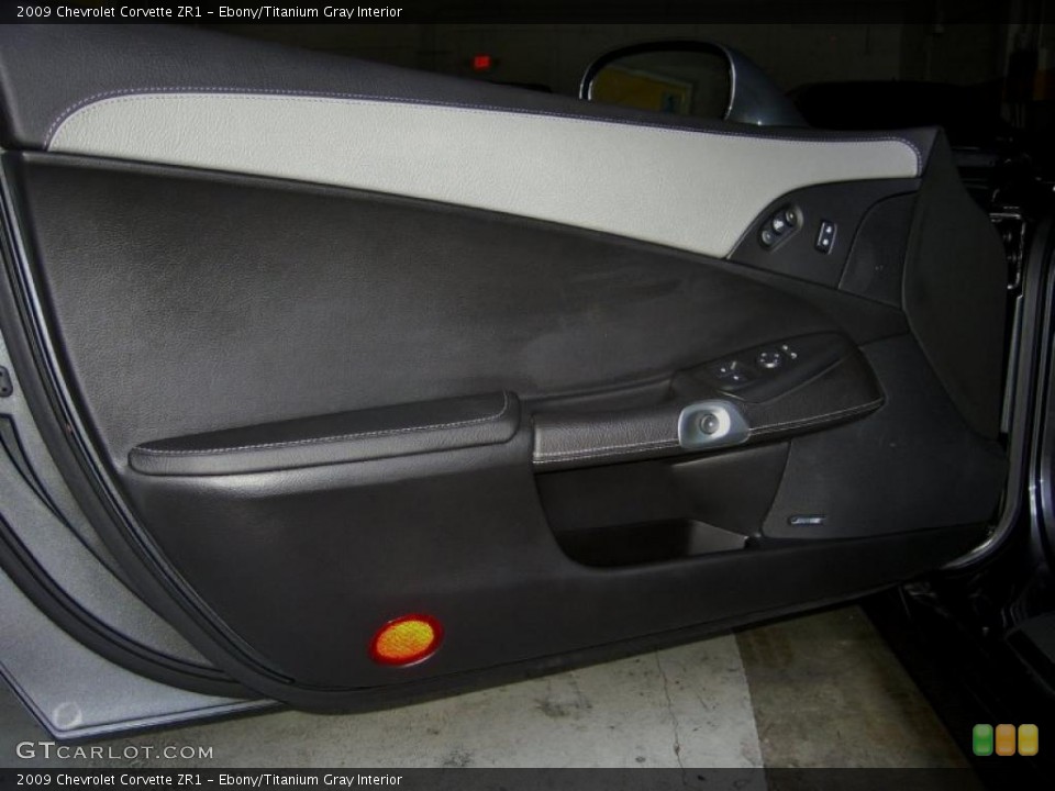 Ebony/Titanium Gray Interior Door Panel for the 2009 Chevrolet Corvette ZR1 #52760288