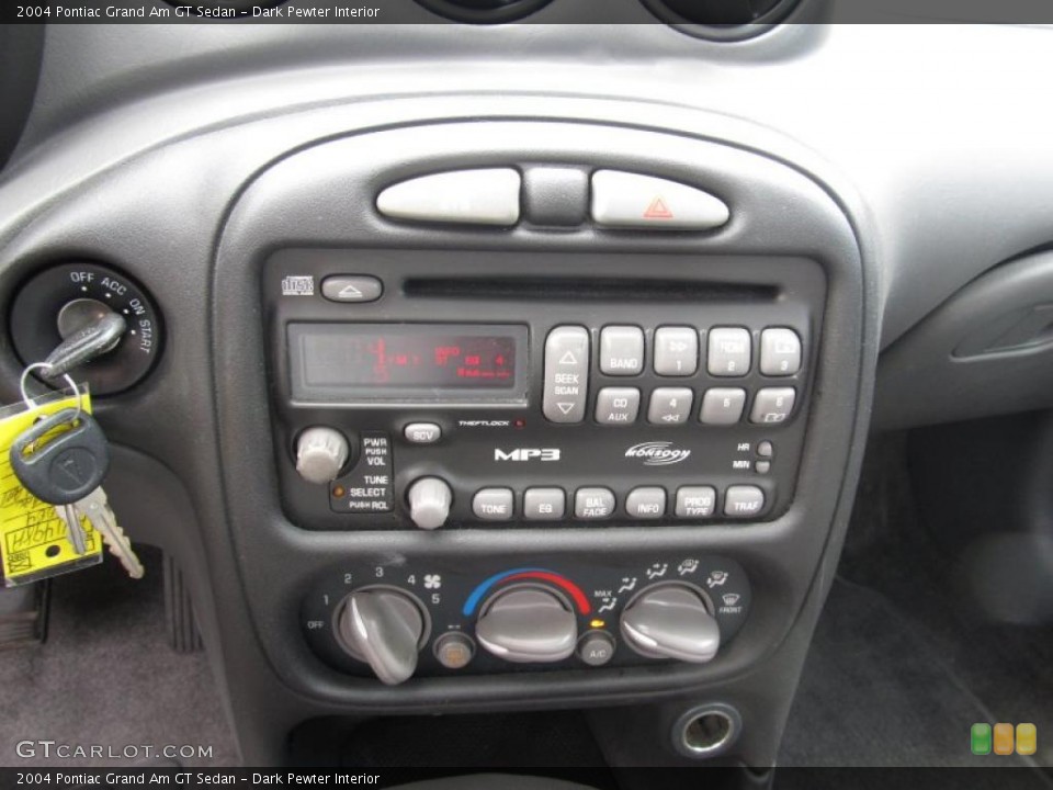Dark Pewter Interior Controls for the 2004 Pontiac Grand Am GT Sedan #52764008