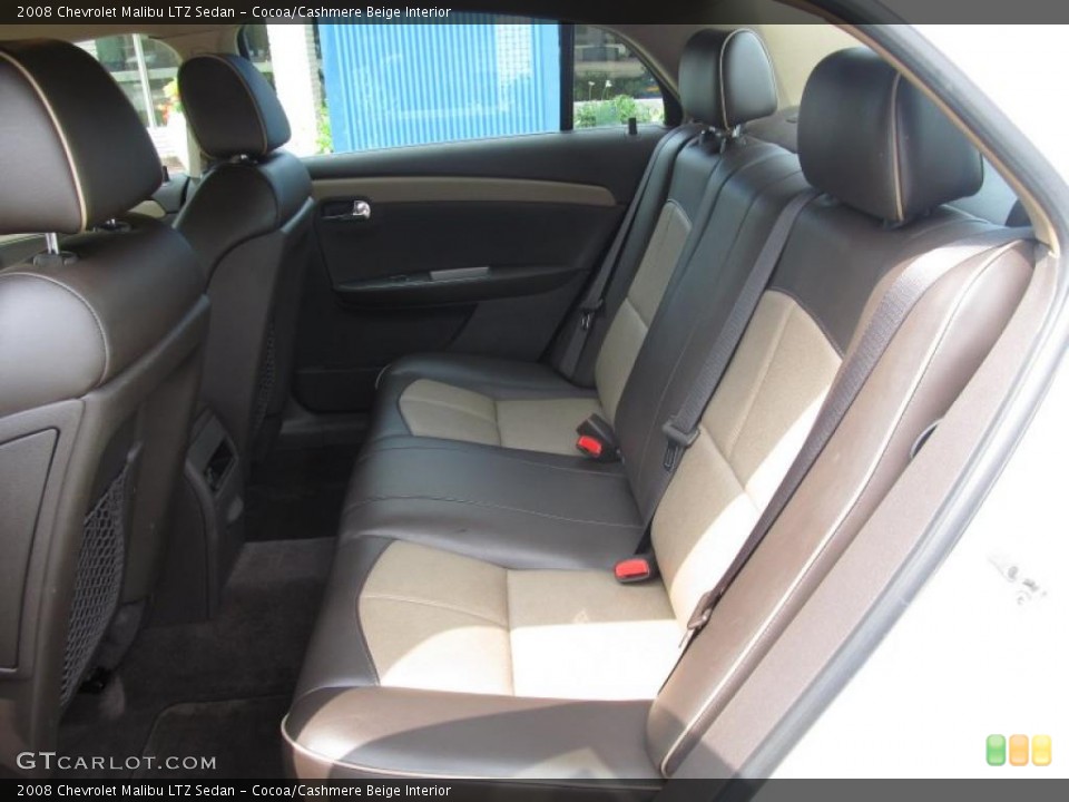 Cocoa/Cashmere Beige Interior Photo for the 2008 Chevrolet Malibu LTZ Sedan #52764160